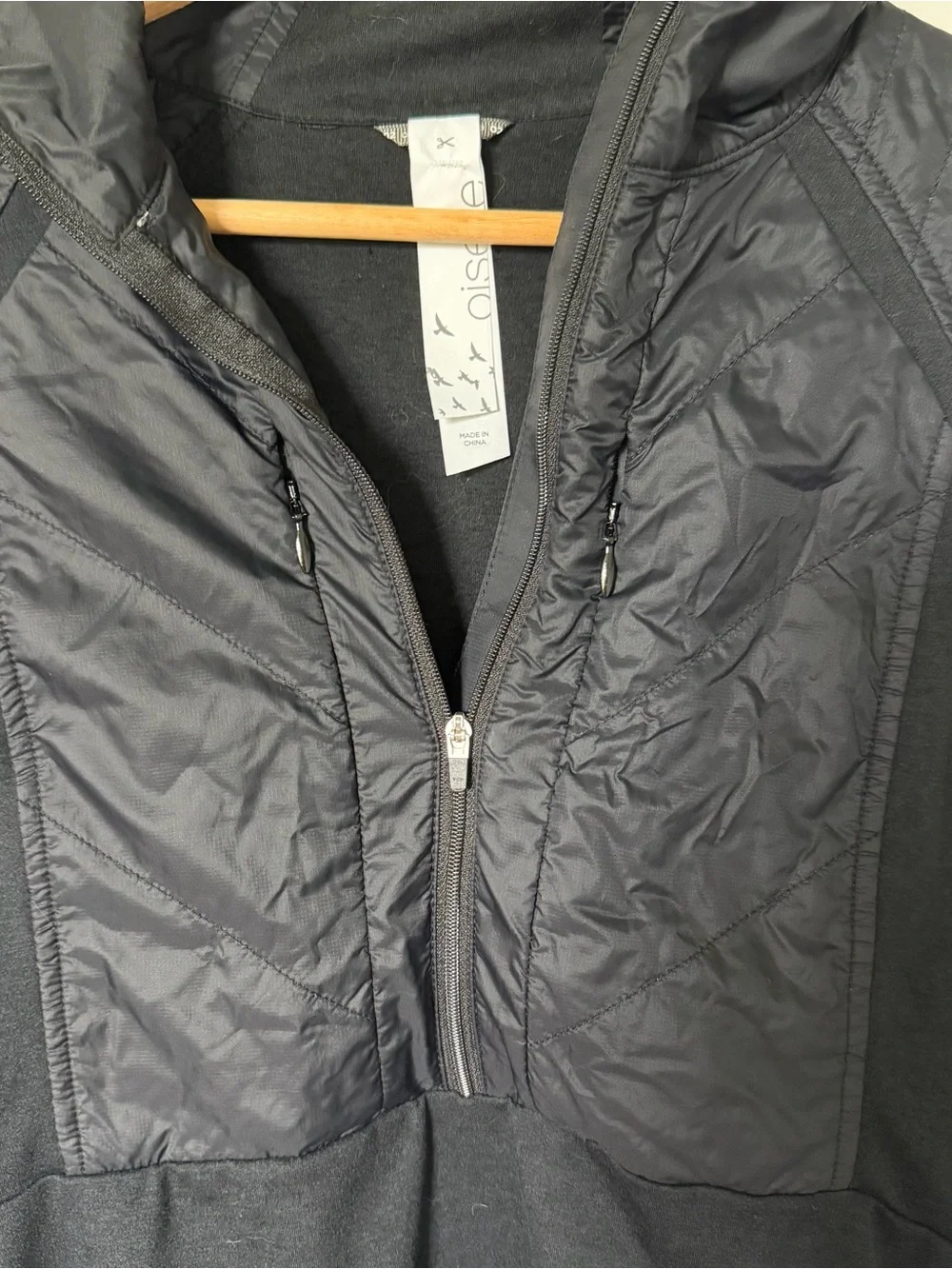 oiselle quilted front